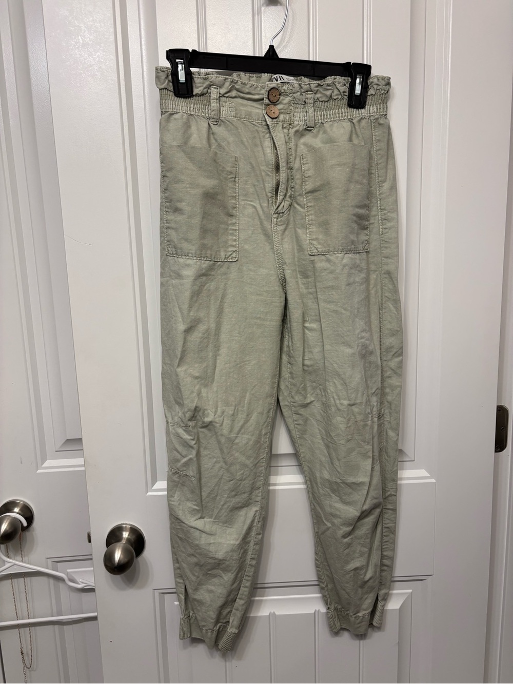 ZARA Light Sage Women’s Casual Tapered Pants
